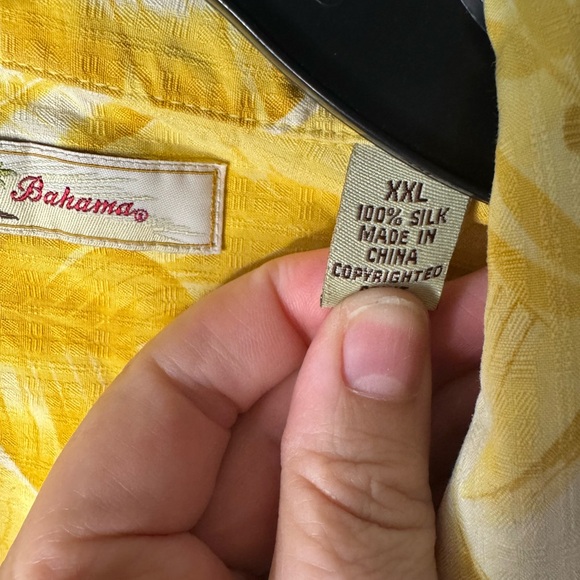 Tommy Bahama 100% Silk Button Down - Picture 4 of 6